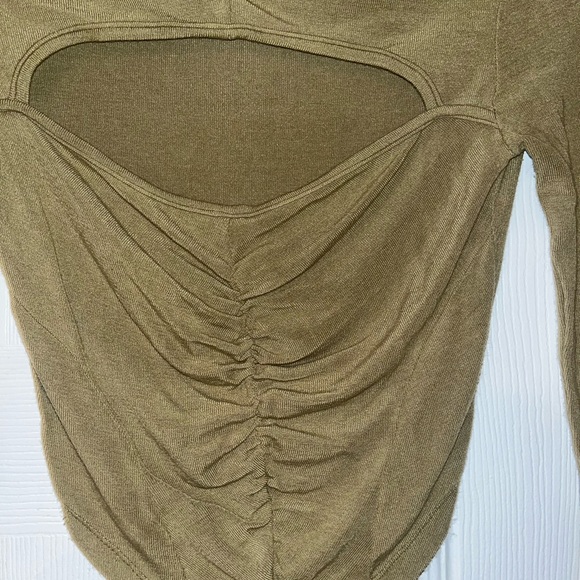 SHEIN Green Top, Size XS - Picture 3 of 4